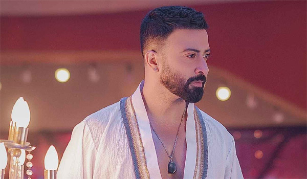 ভূমিকম্পেও স্থির শাকিব খান, শুটিং স্পটে ছিলেন শান্ত